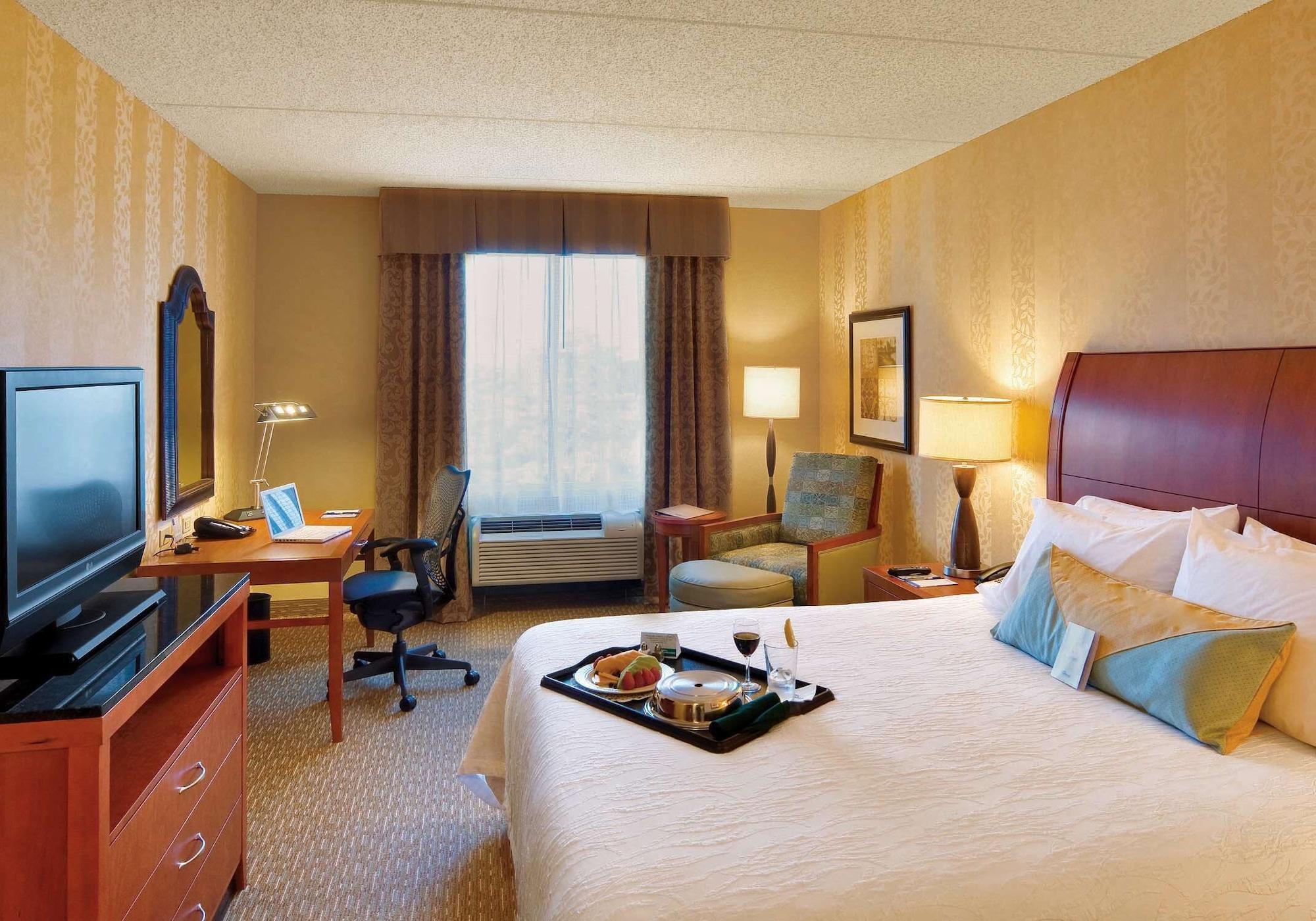 Hilton Garden Inn Lakewood Zewnętrze zdjęcie