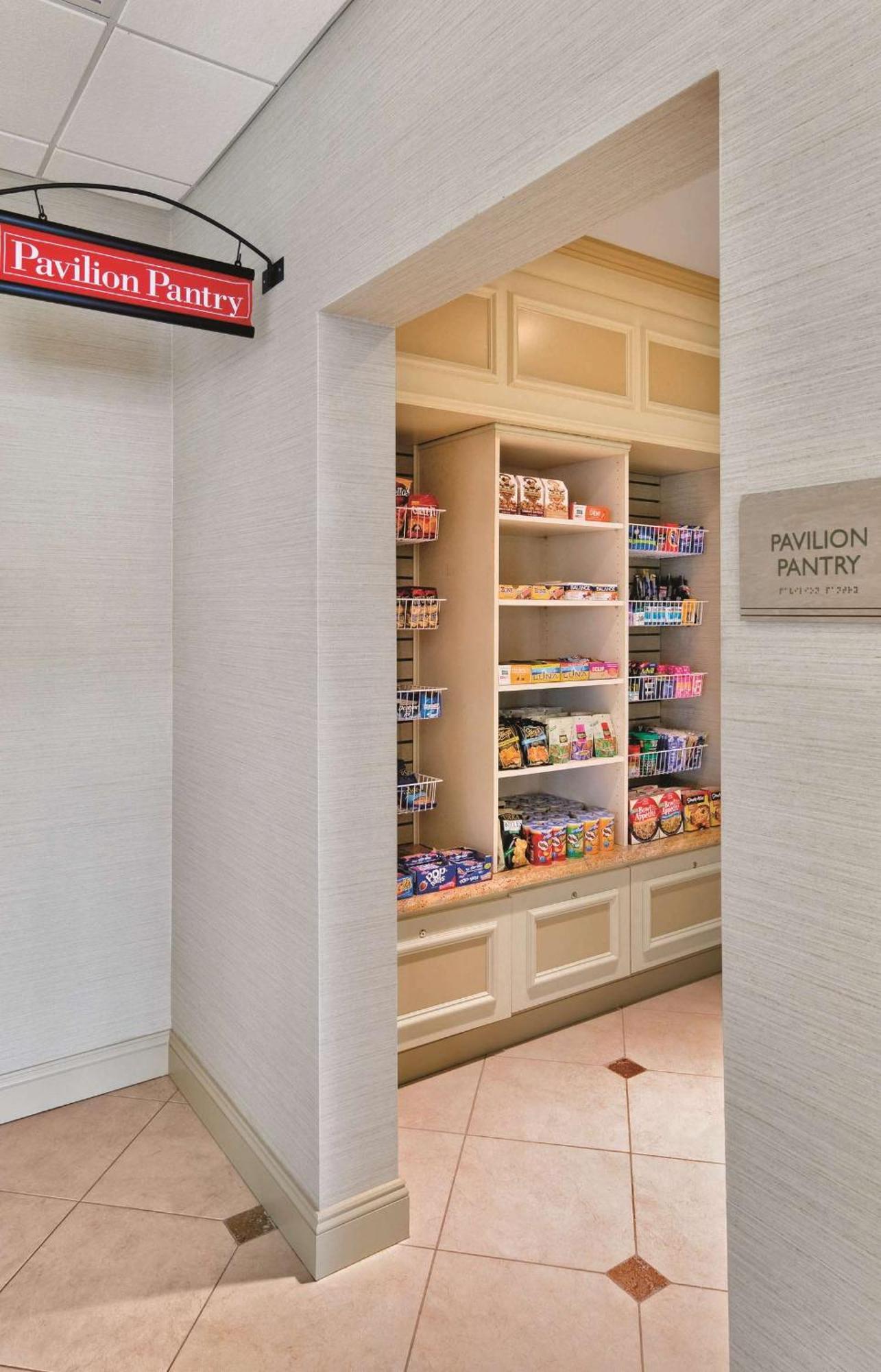Hilton Garden Inn Lakewood Zewnętrze zdjęcie