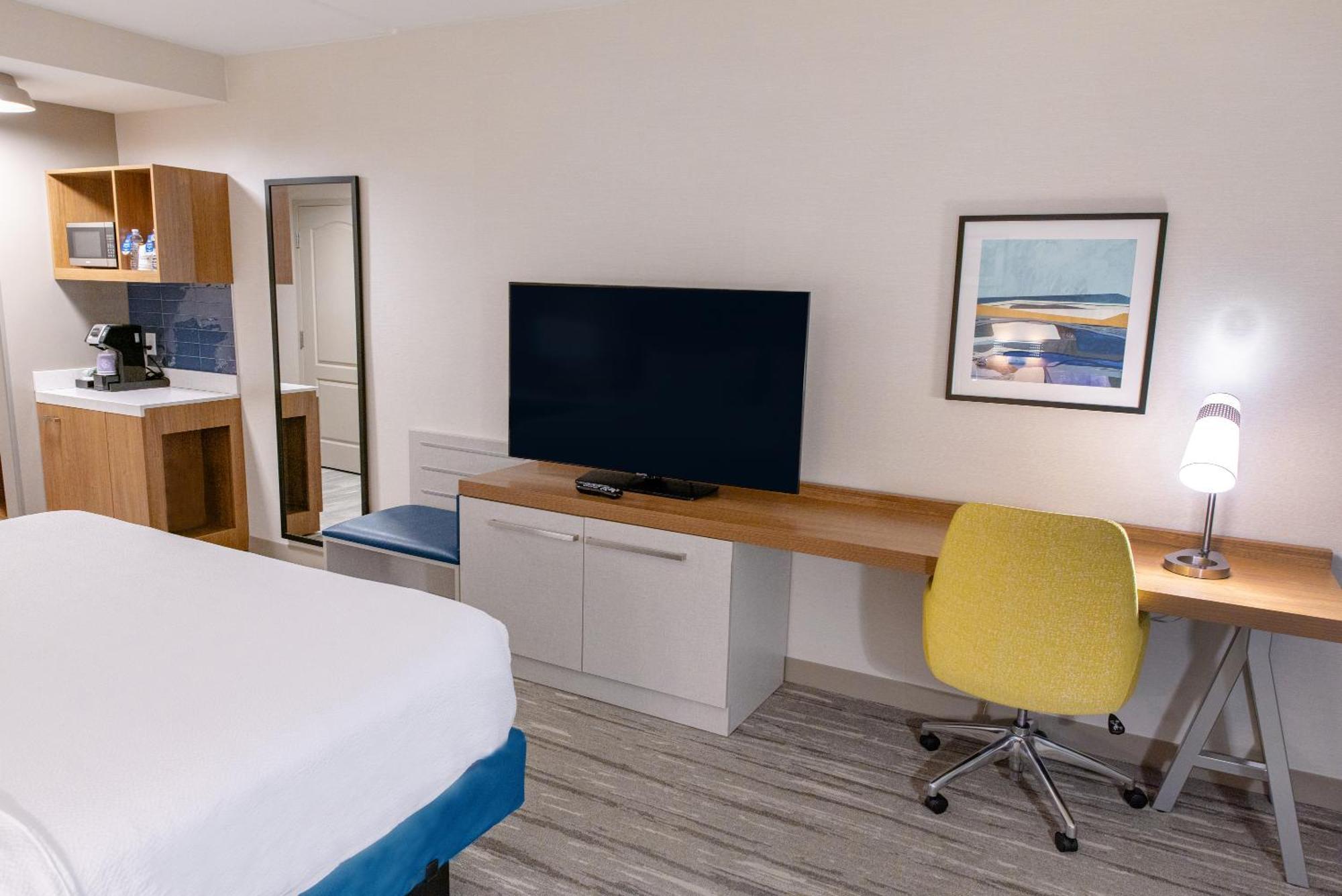 Hilton Garden Inn Lakewood Zewnętrze zdjęcie