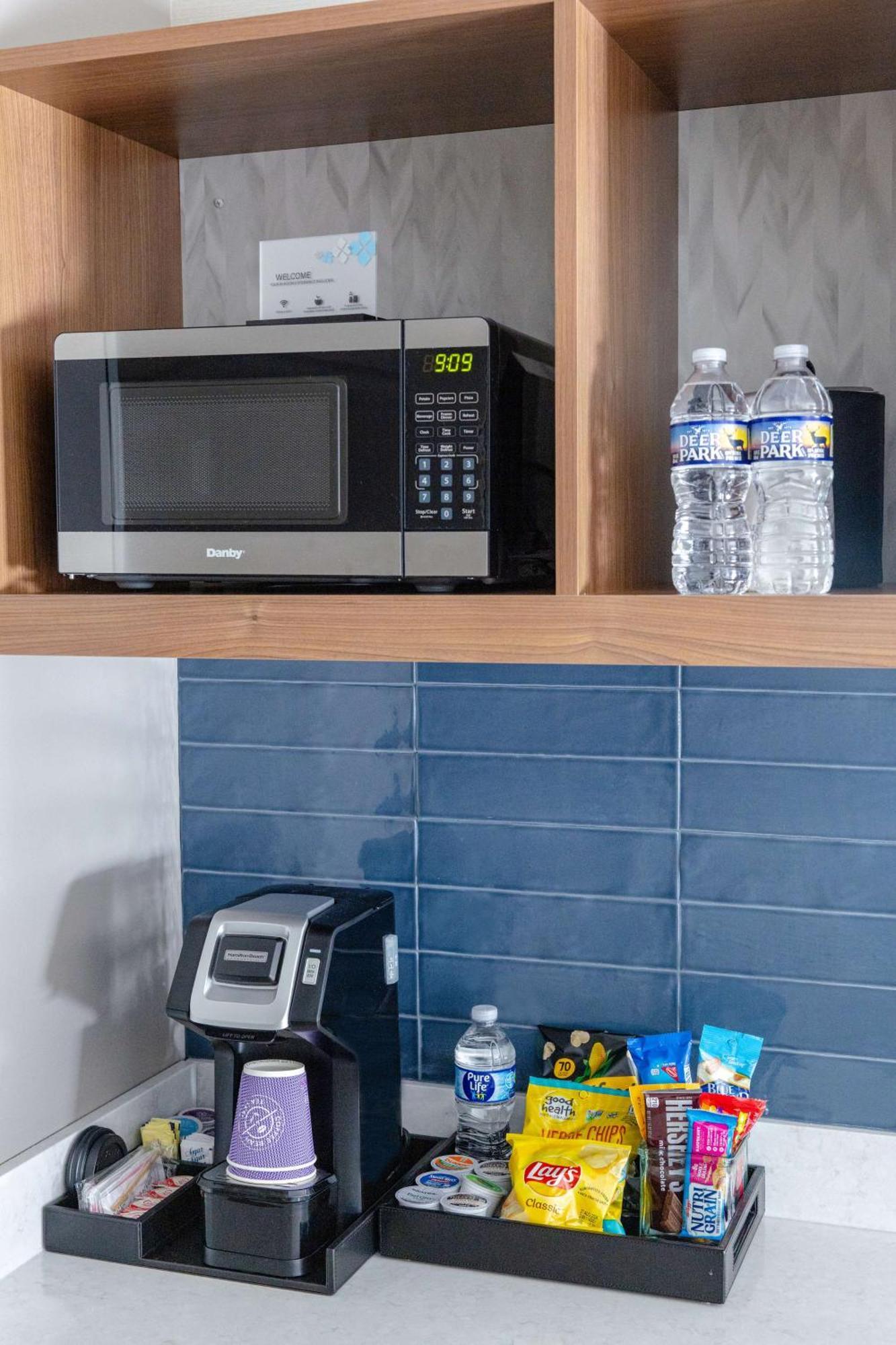 Hilton Garden Inn Lakewood Zewnętrze zdjęcie