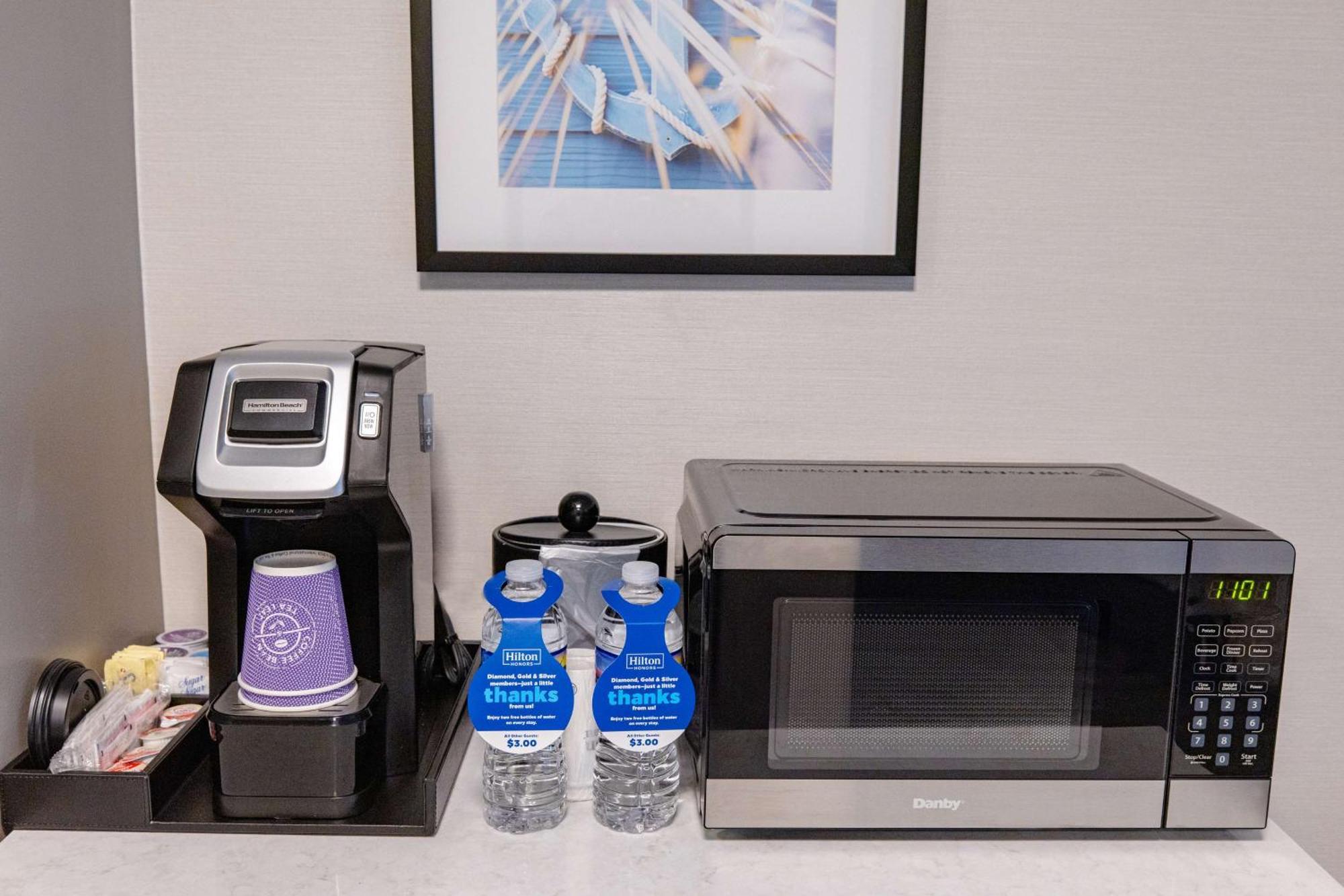 Hilton Garden Inn Lakewood Zewnętrze zdjęcie